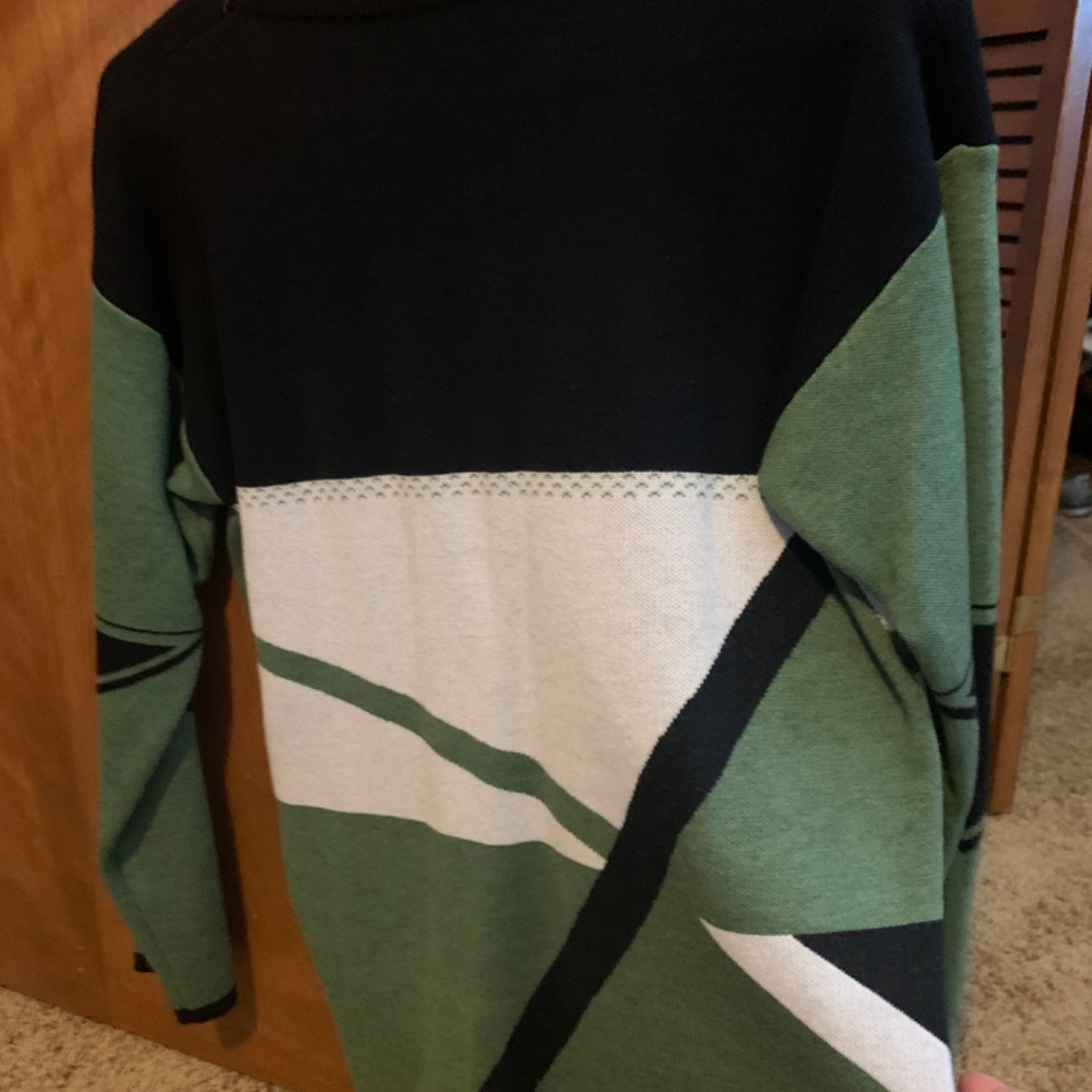 Sweater - Picture 2 of 2